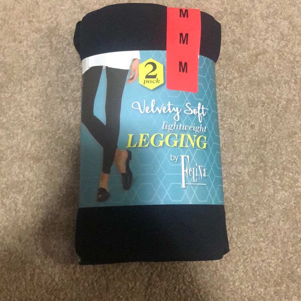 Black leggings